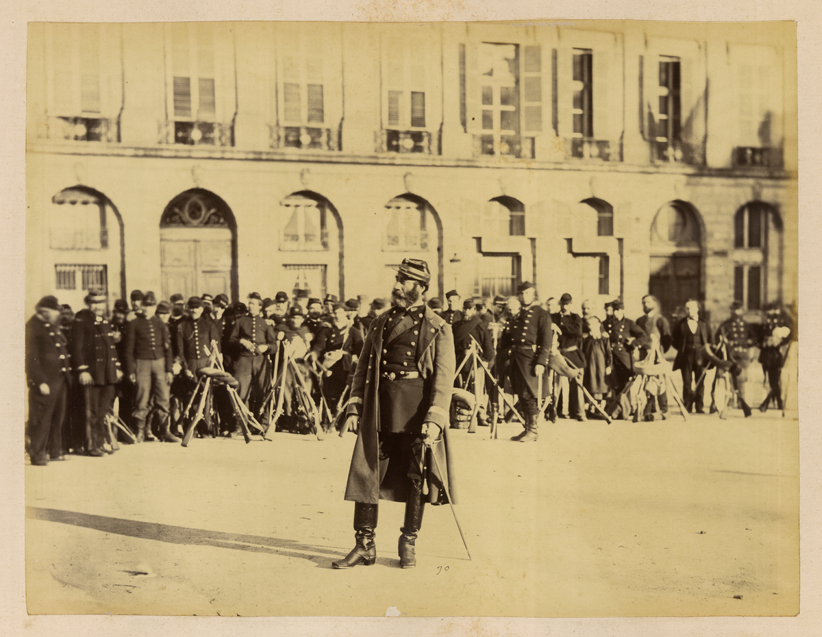 Illustrative image related to: Under Siege (Palacio): Netflix Release Date, Trailer and Historical Background (not necessarily depicting the specific event)