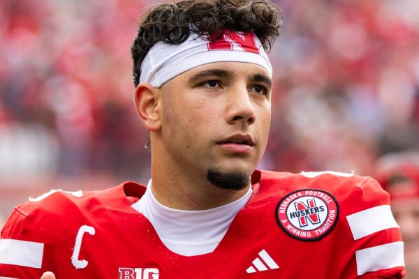 Dylan Raiola’s weight puts him further behind Patrick Mahomes and sets off alarm bells in Oregon