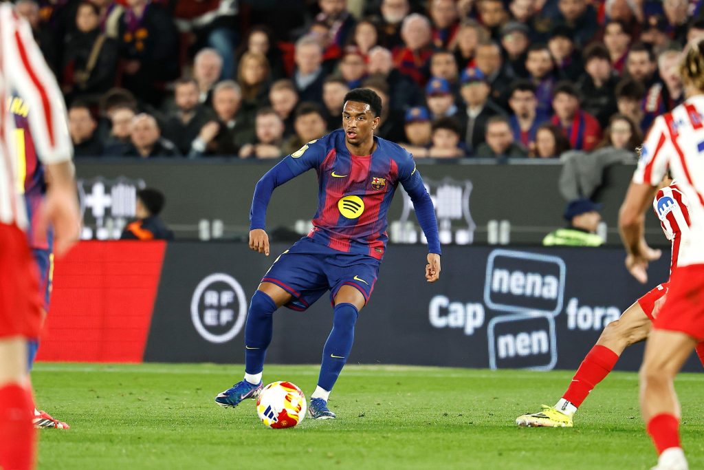 Man United enquire about Barcelona defender | Shoot