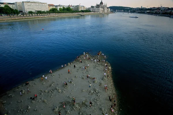 Western Europe sets new temperature record