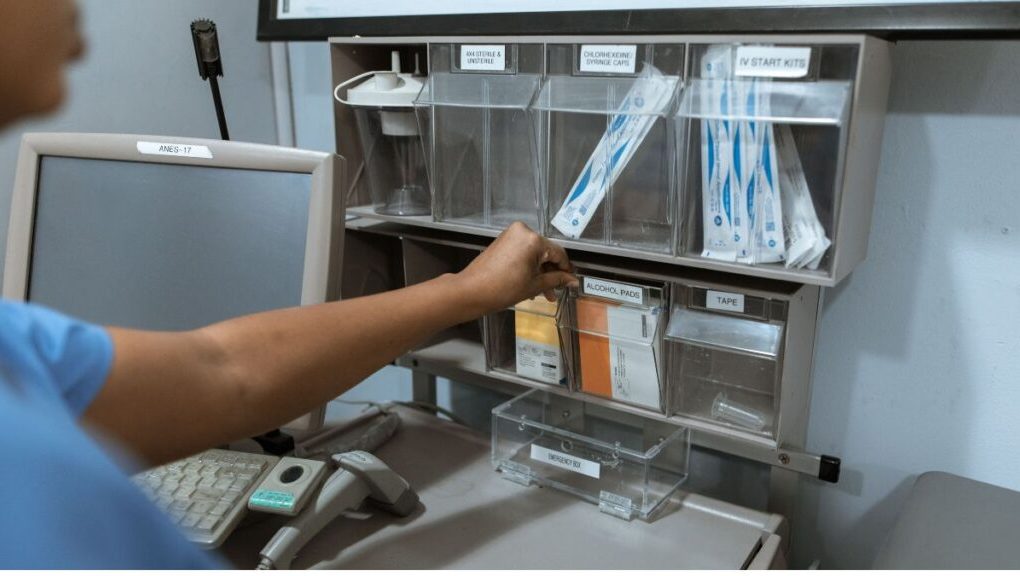 How Hospital Supply Chains Manage Vascular Access Inventory